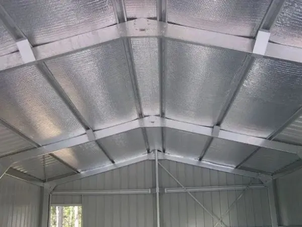 nhà xưởng sử dụng tấm cách nhiệt mái tôn