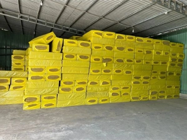 Tấm bông khoáng rock wool cách âm vách trần
