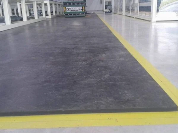 tấm cao su lót sàn nhà xưởng nhiều độ dày